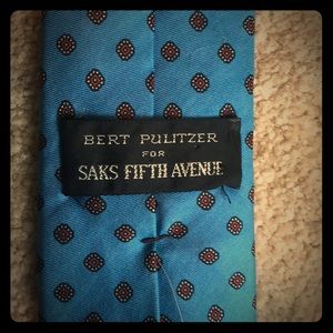Sake Fifth Avenue Bert Pulitzer silk tie
